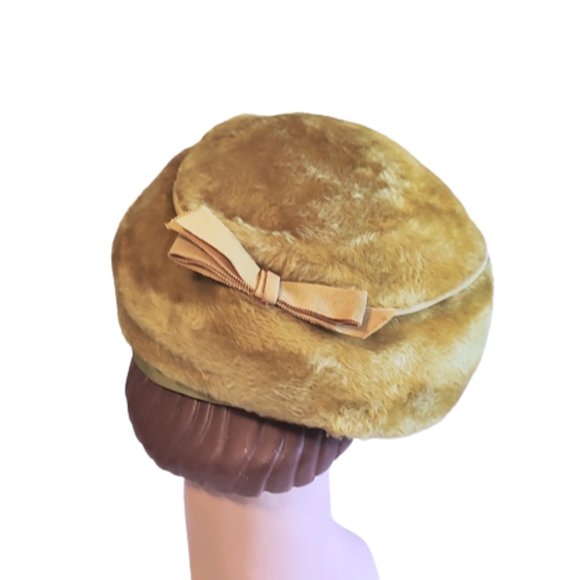 1960s Mod Vintage Gold Large Round Felt Bubble Style Designer Hat By Adolfo - Picture 4 of 7